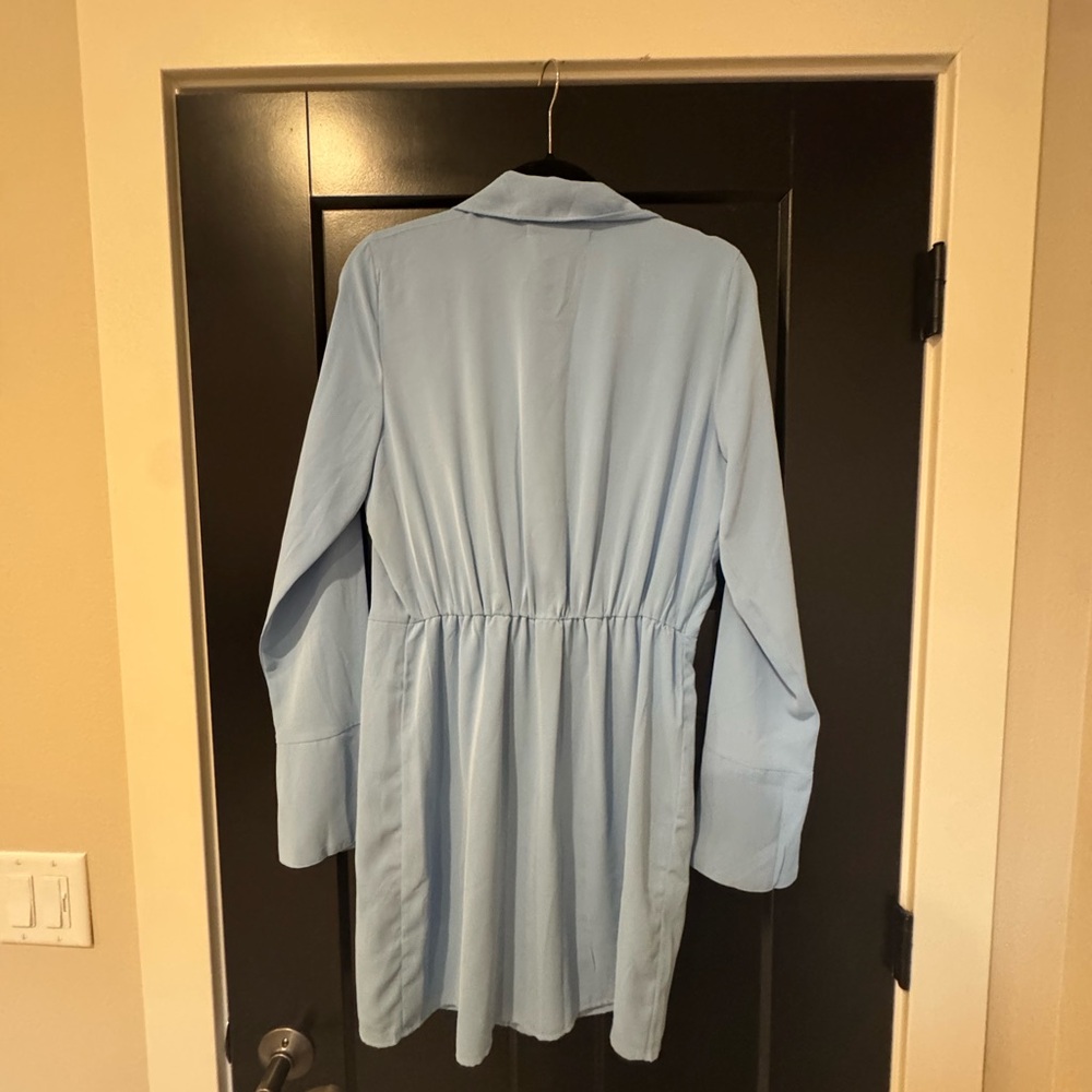 Abercrombie & Fitch Light Blue Dress Shirt - Picture 3 of 4